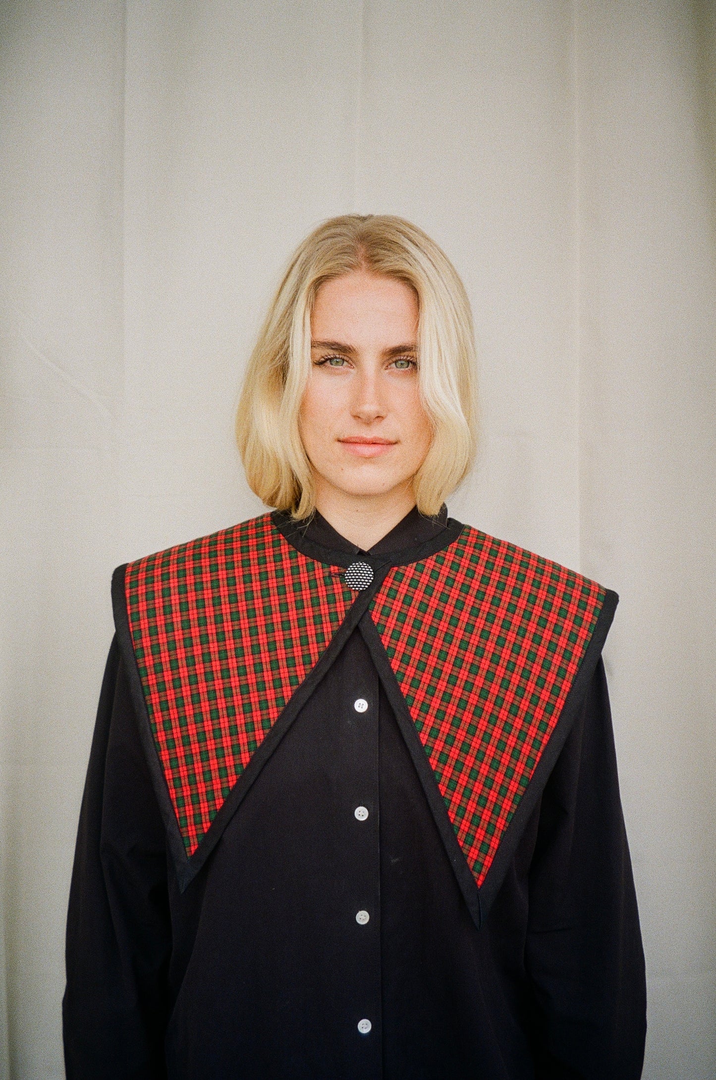 THE REVERSIBLE COLLAR